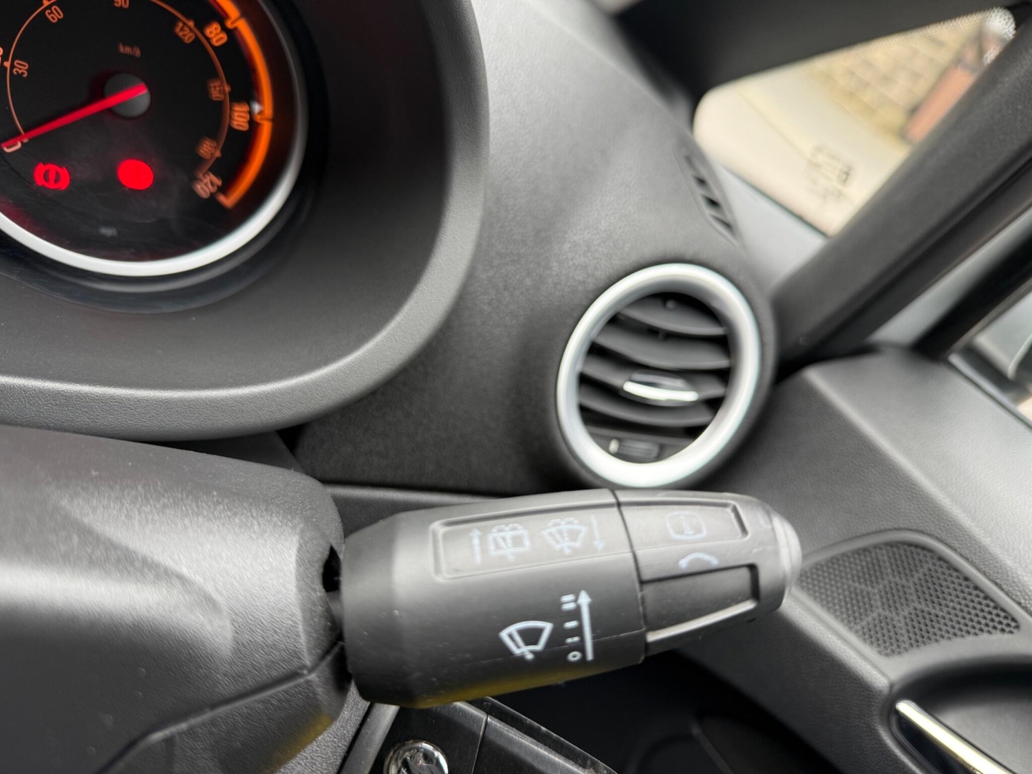 Used Vauxhall Corsa 2012 for sale - 77957259: Photo 35