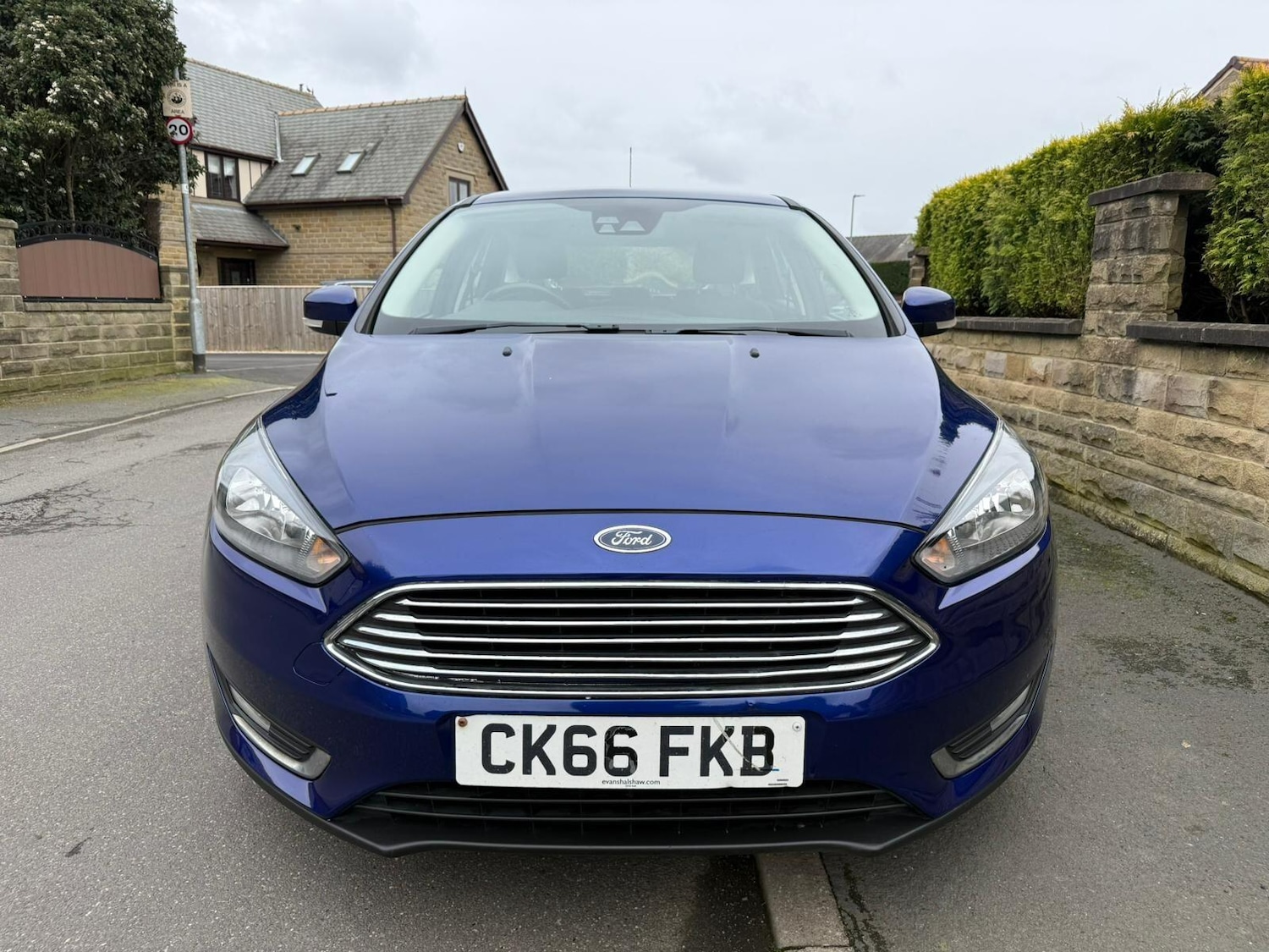 Used Ford Focus 2016 for sale - 77695911: Photo 2