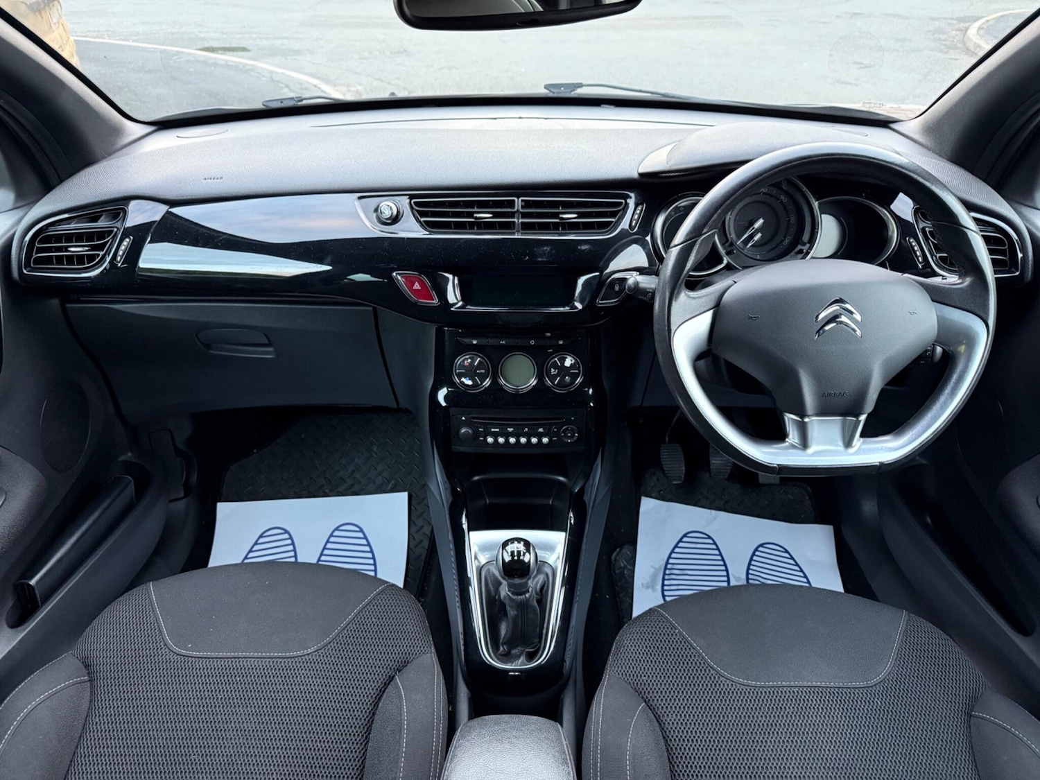 Used Citroen DS3 2015 for sale - 76625163: Photo 15