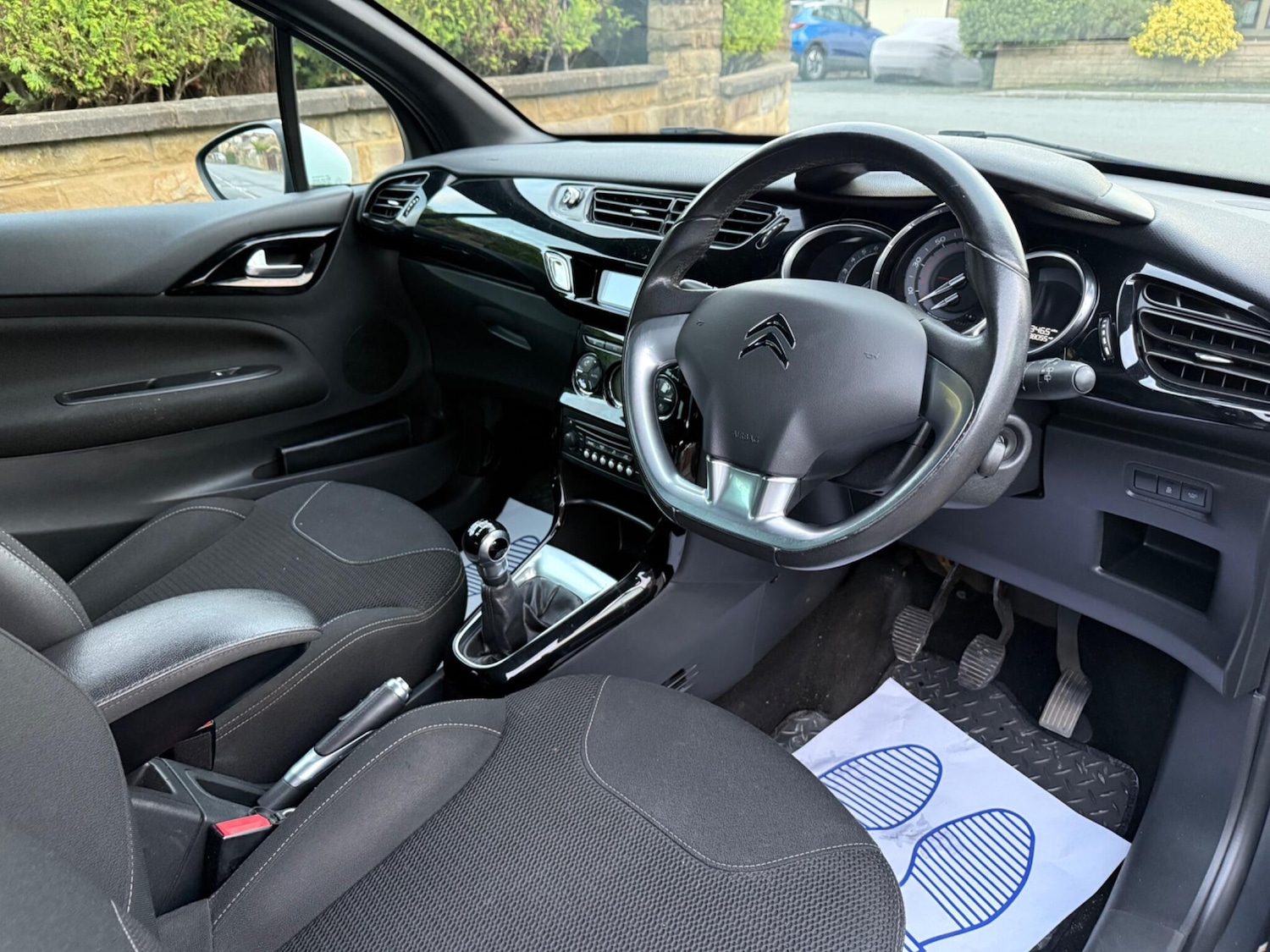 Used Citroen DS3 2015 for sale - 76625163: Photo 16