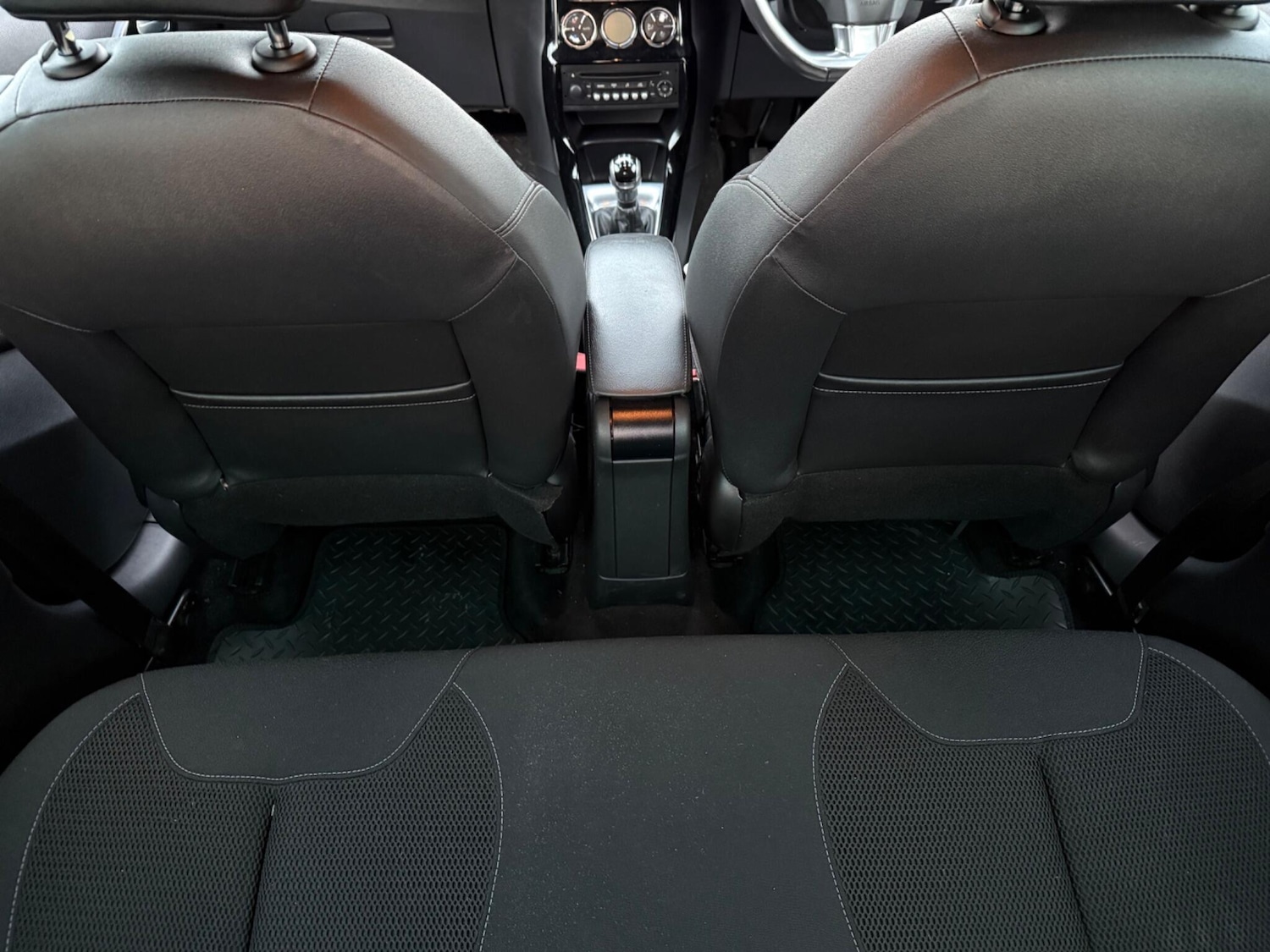 Used Citroen DS3 2015 for sale - 76625163: Photo 37