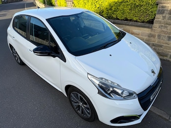Used Peugeot 208 2016 for sale - 78891211: Photo