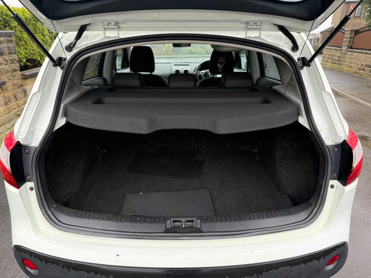 Used Nissan Qashqai 2012 for sale - 77387760: Photo 37