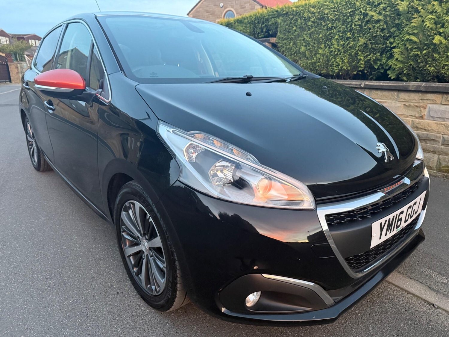 Used Peugeot 208 2016 for sale - 77101896: Photo 1