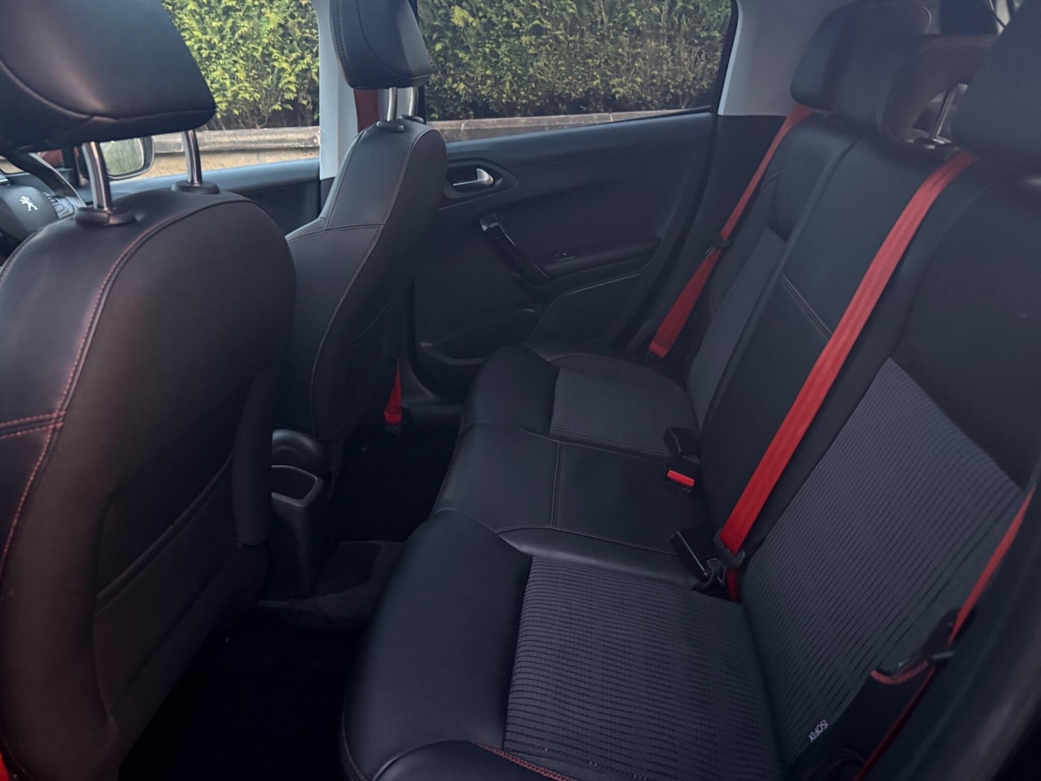 Used Peugeot 208 2016 for sale - 77101896: Photo 24