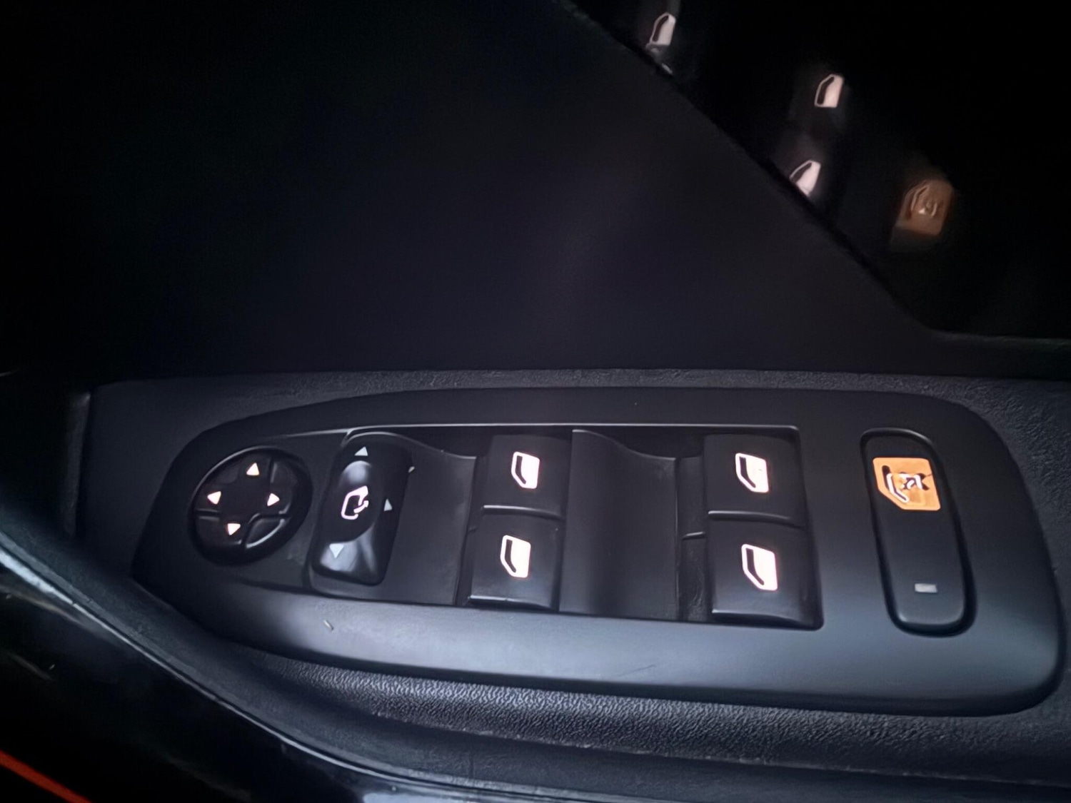 Used Peugeot 208 2016 for sale - 77101896: Photo 30