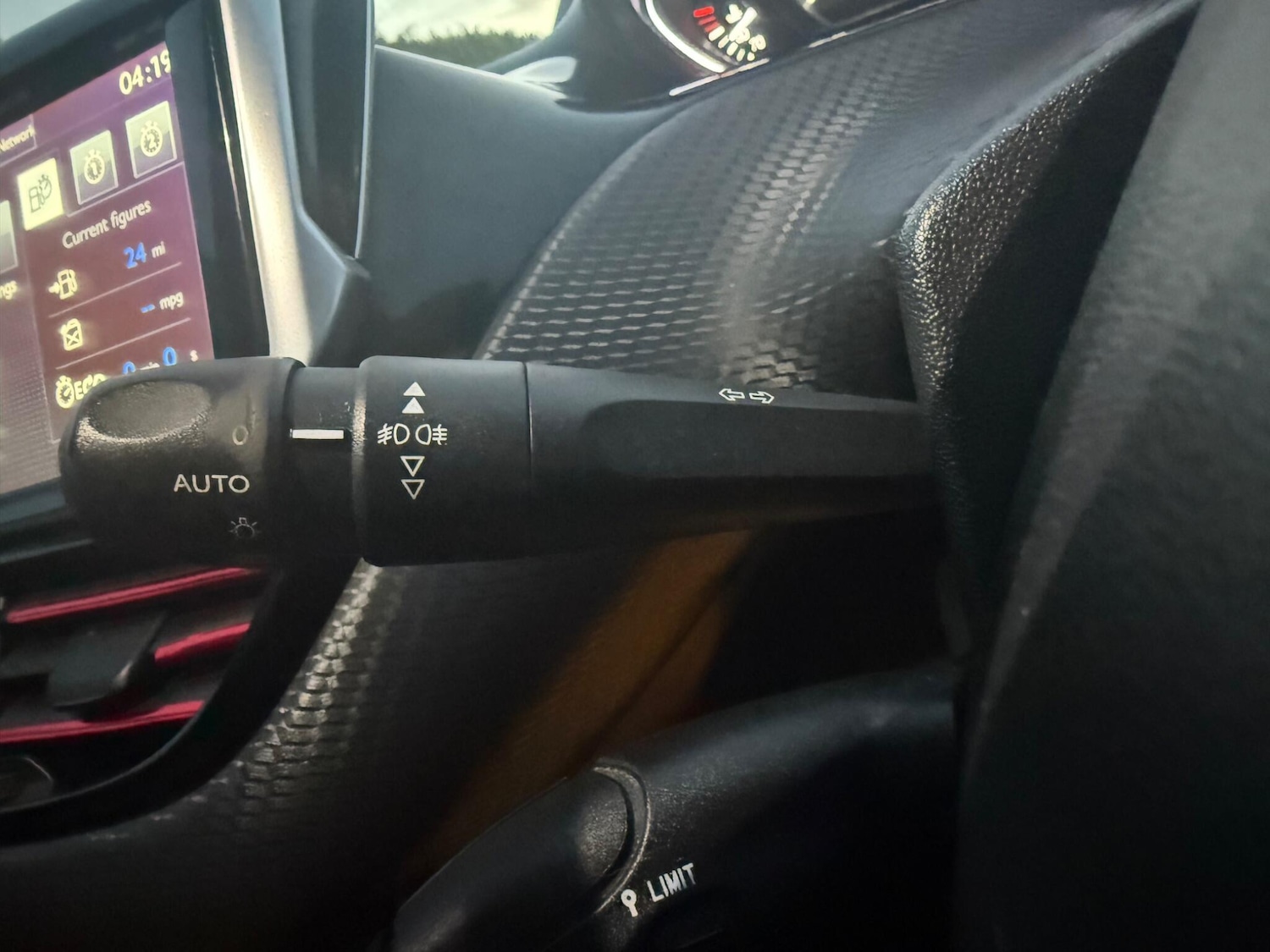 Used Peugeot 208 2016 for sale - 77101896: Photo 47