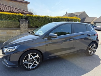 Used Hyundai i20 2024 for sale - 78442583: Photo