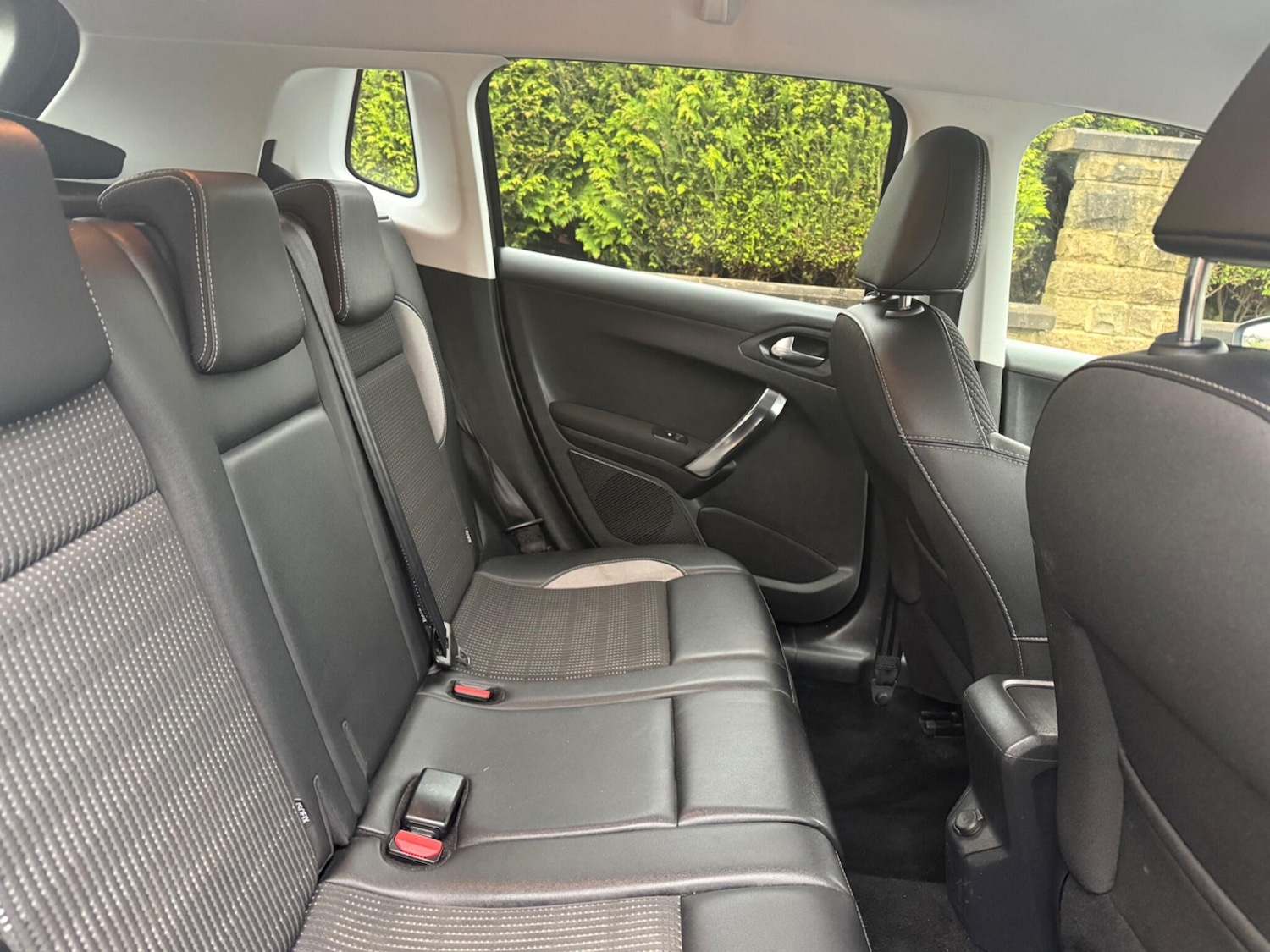 Used Peugeot 2008 2016 for sale - 77455622: Photo 28