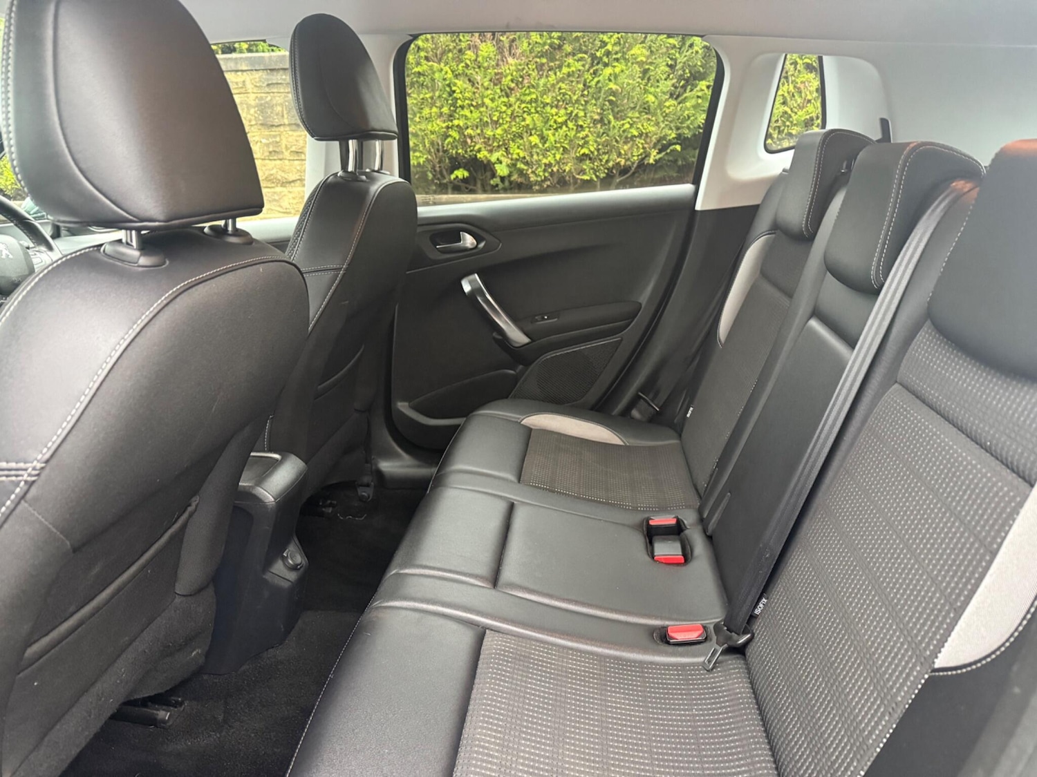 Used Peugeot 2008 2016 for sale - 77455622: Photo 31