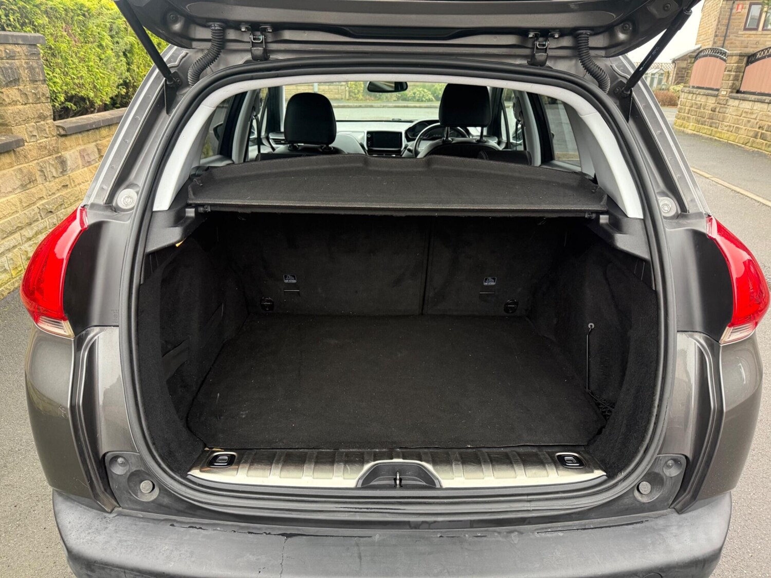 Used Peugeot 2008 2016 for sale - 77455622: Photo 39