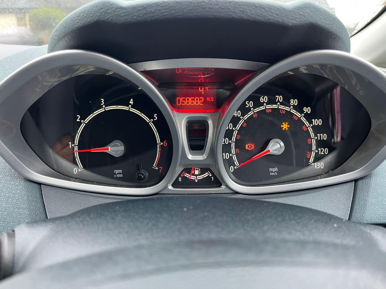 Used Ford Fiesta 2010 for sale - 77387119: Photo 6