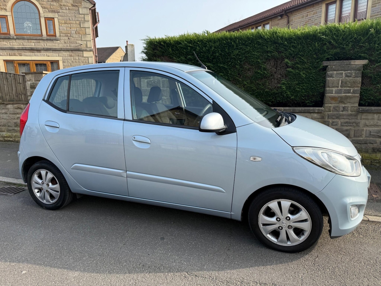 Used Hyundai i10 2011 for sale - 77893143: Photo 14