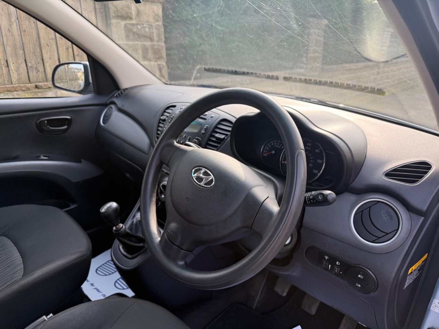 Used Hyundai i10 2011 for sale - 77893143: Photo 19