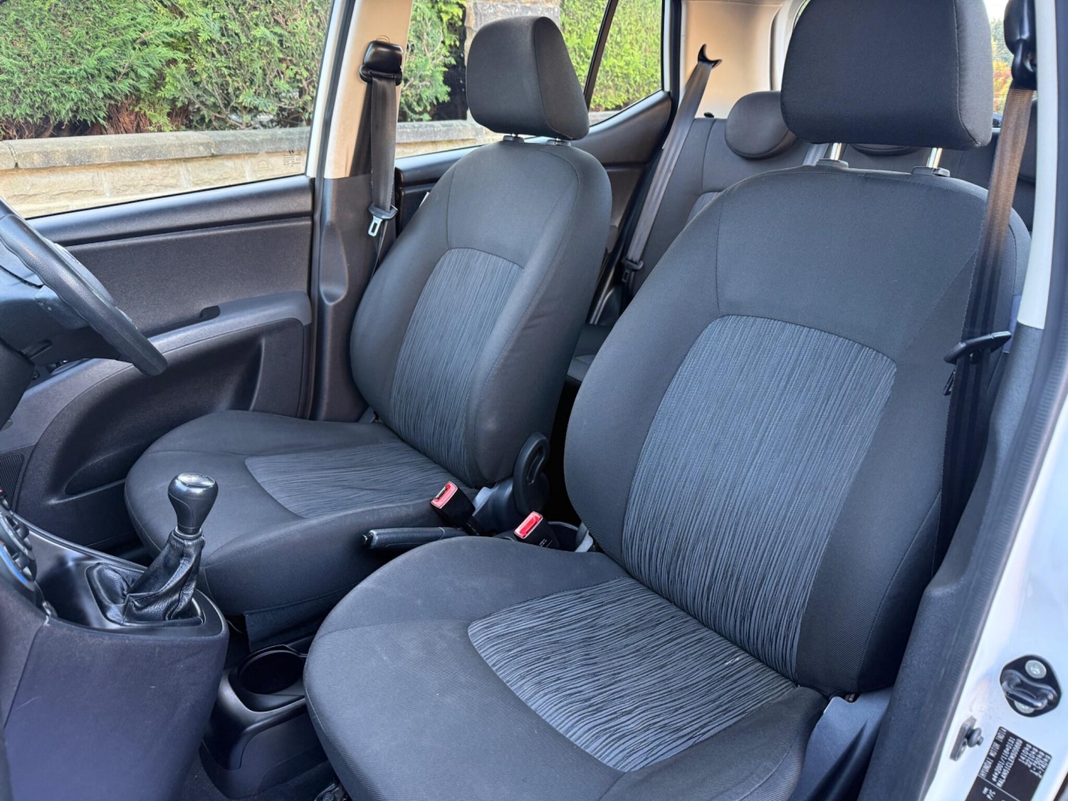 Used Hyundai i10 2014 for sale - 77215792: Photo 35