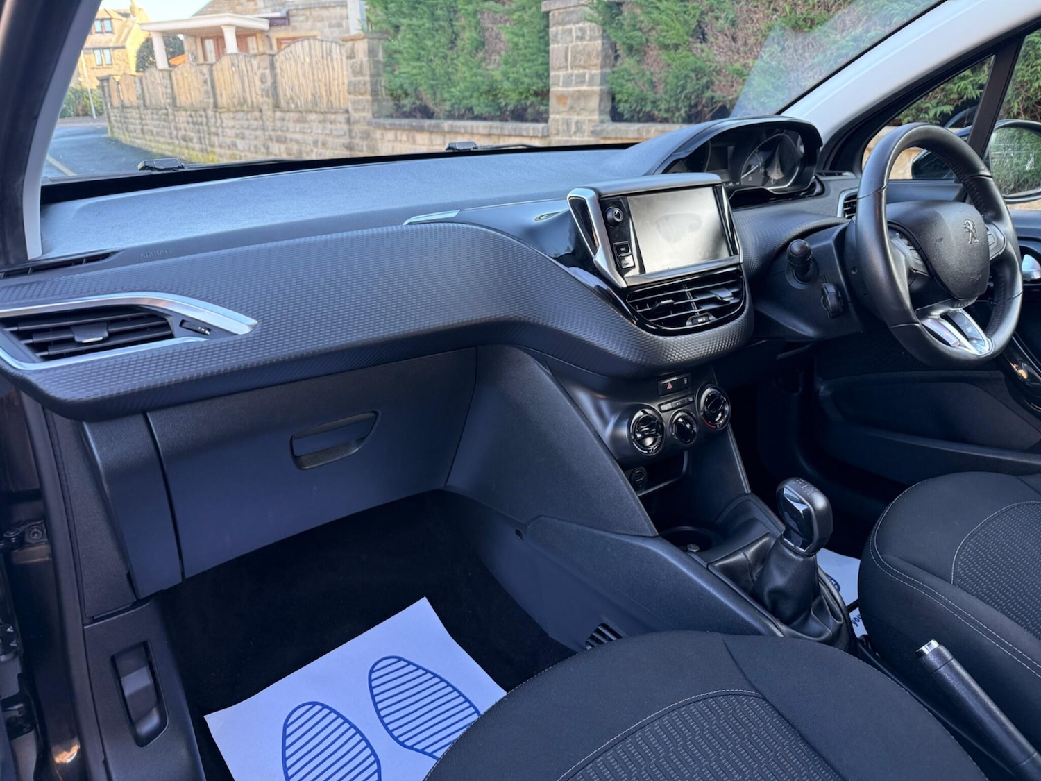 Used Peugeot 208 2017 for sale - 76781243: Photo 17