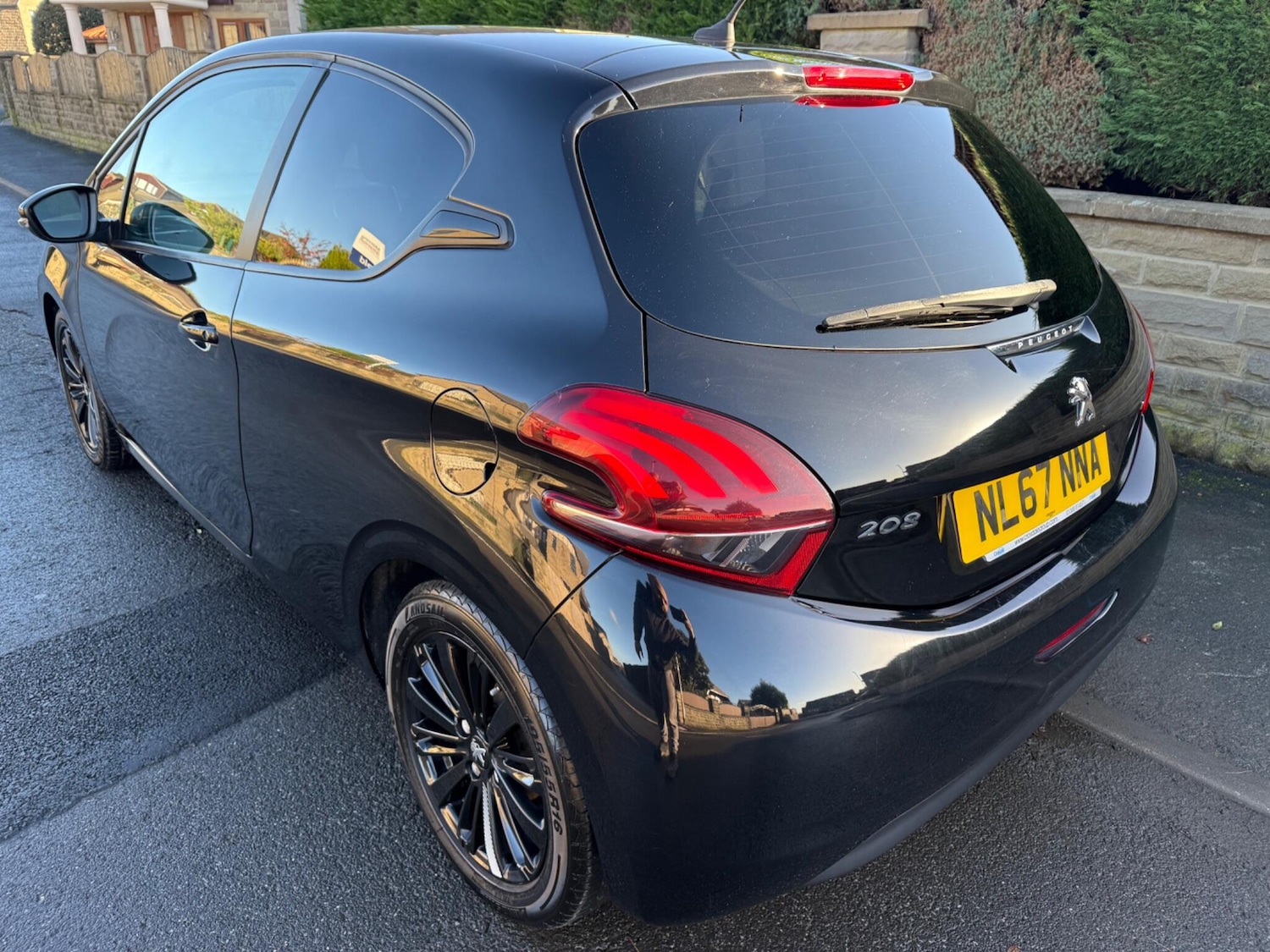 Used Peugeot 208 2017 for sale - 76781243: Photo 4