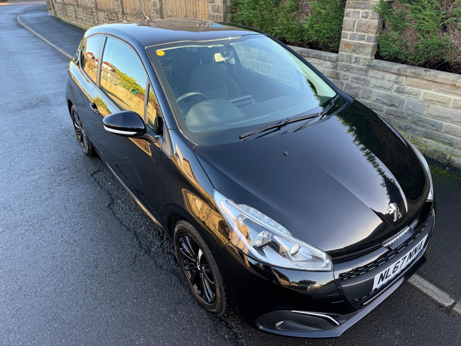 Used Peugeot 208 2017 for sale - 76781243: Photo 5