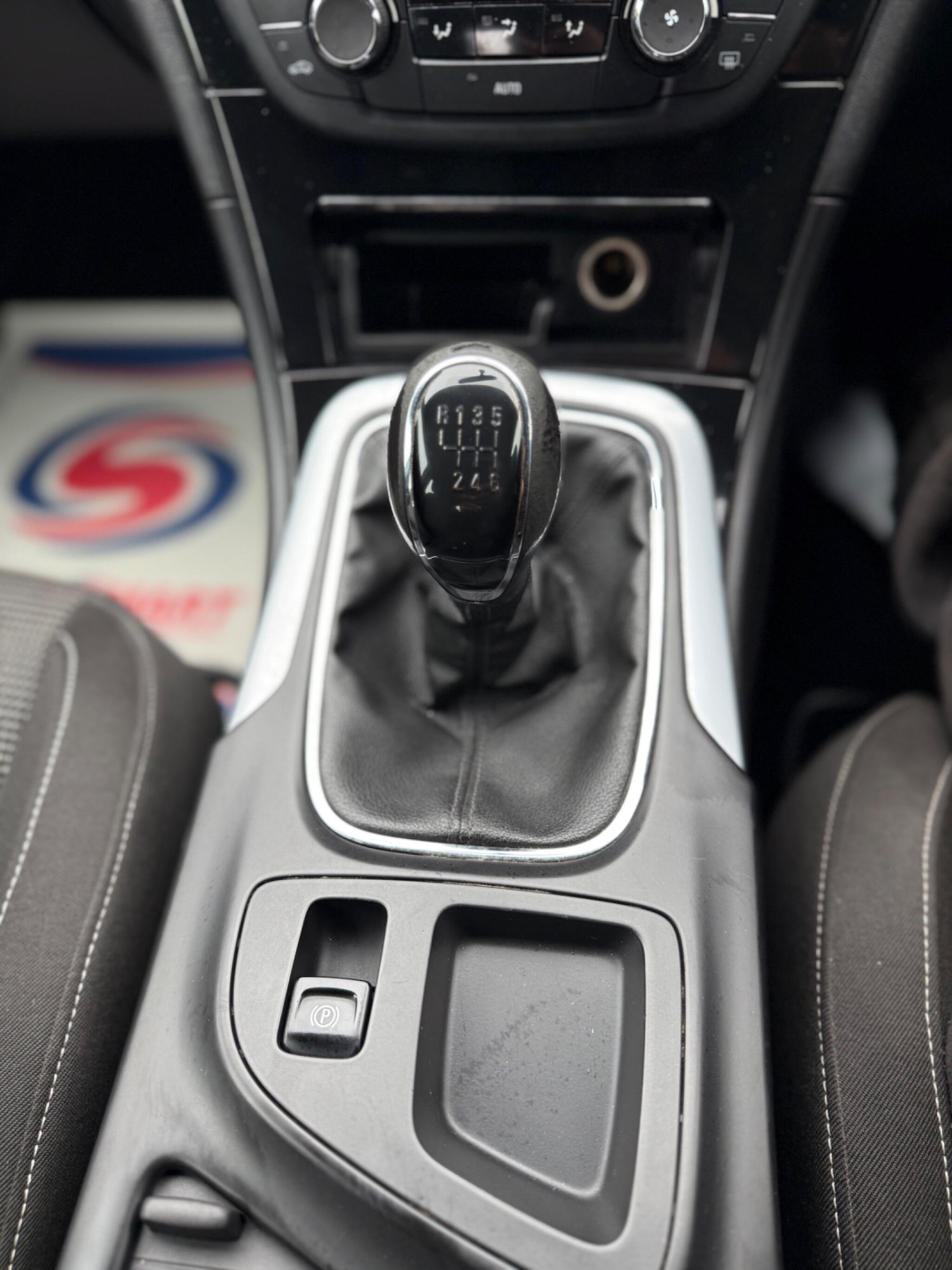 Used Vauxhall Insignia 2013 for sale - 77440164: Photo 24