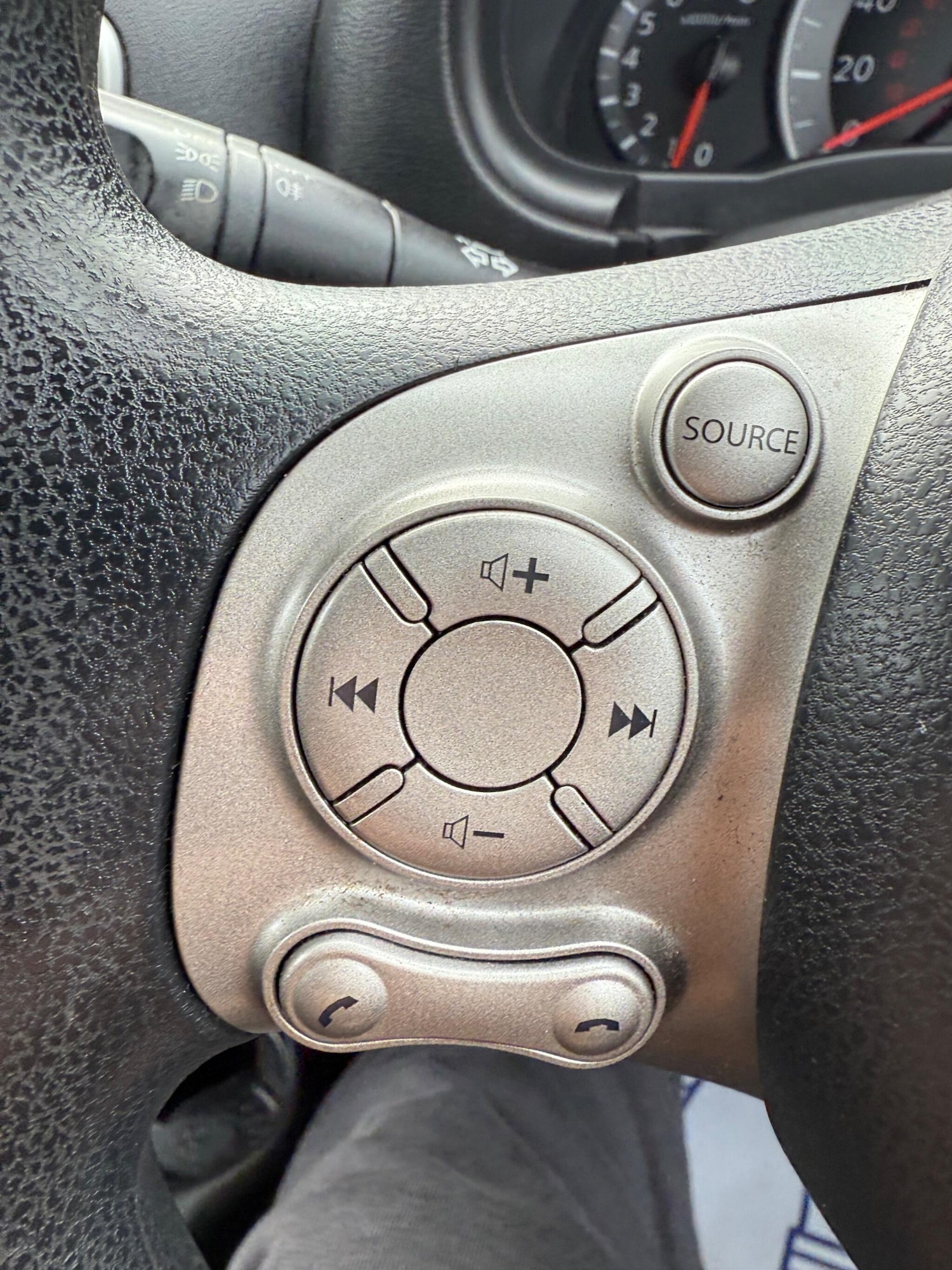 Used Nissan Micra 2012 for sale - 77853881: Photo 36