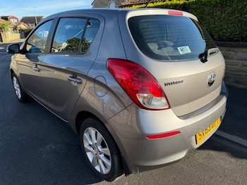 Used Hyundai i20 2013 for sale - 76839638: Photo