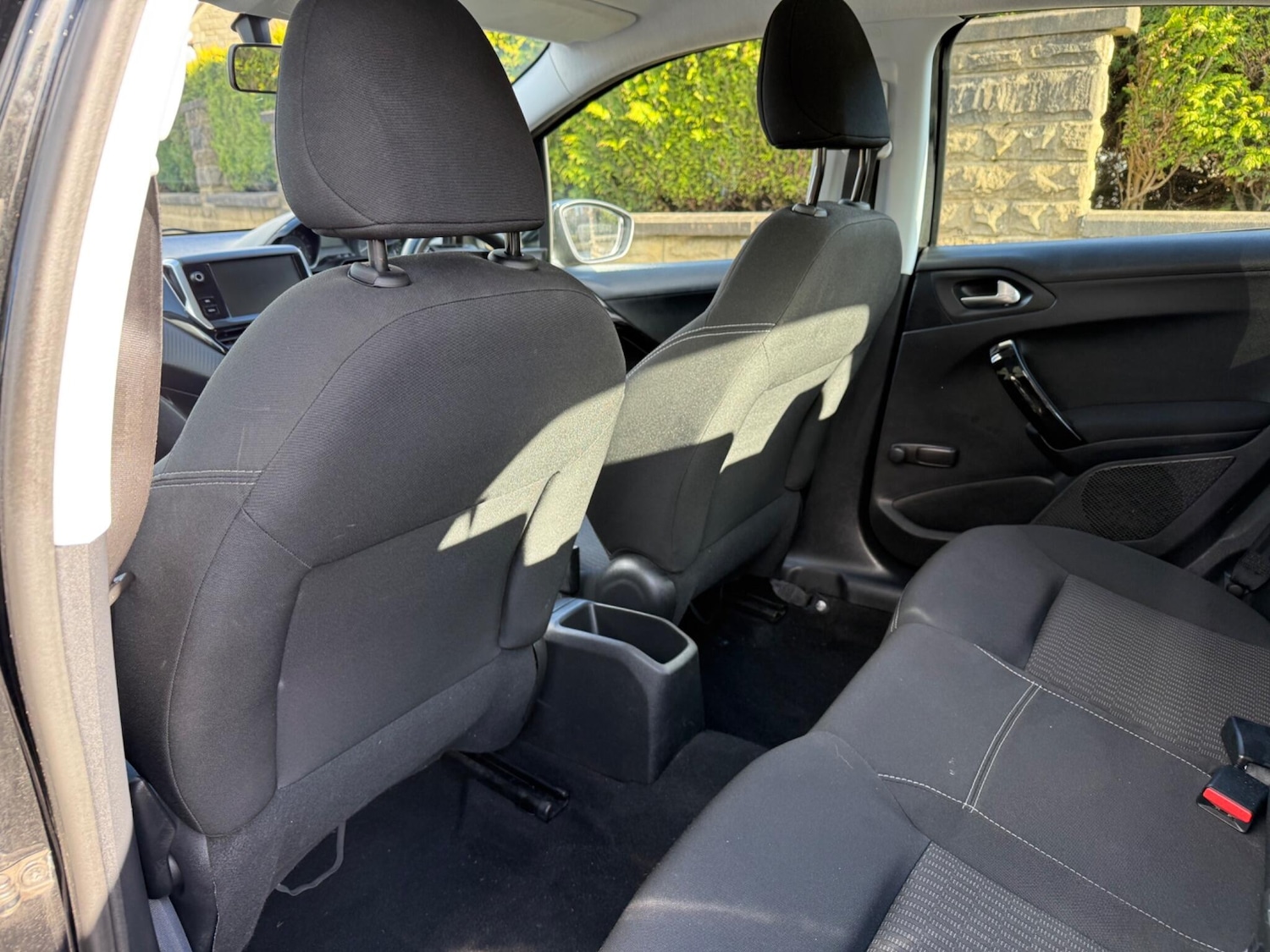 Used Peugeot 208 2016 for sale - 77637431: Photo 27