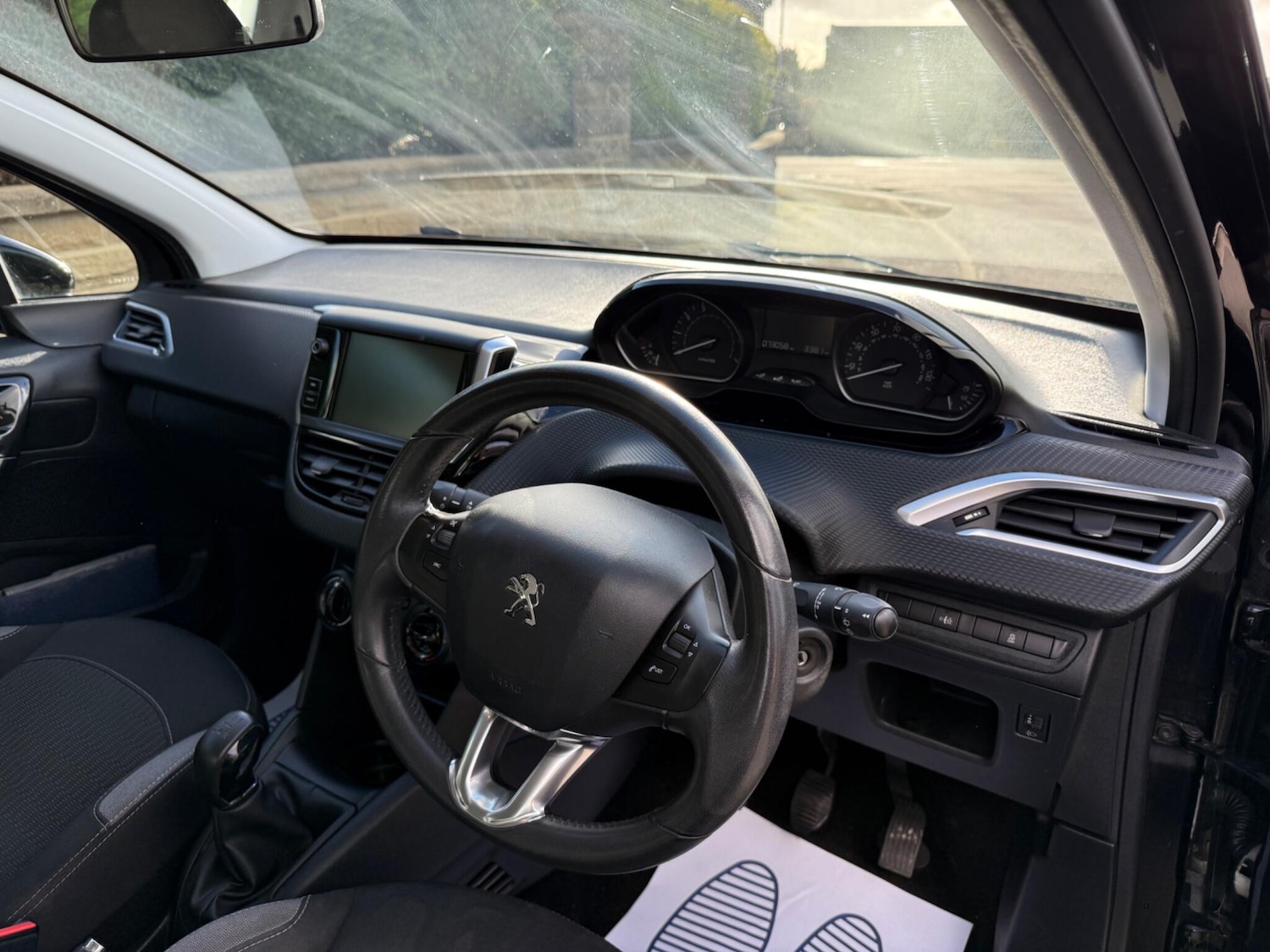 Used Peugeot 208 2016 for sale - 77637431: Photo 46