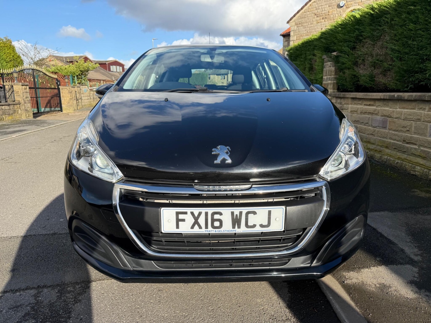 Used Peugeot 208 2016 for sale - 77637431: Photo 8