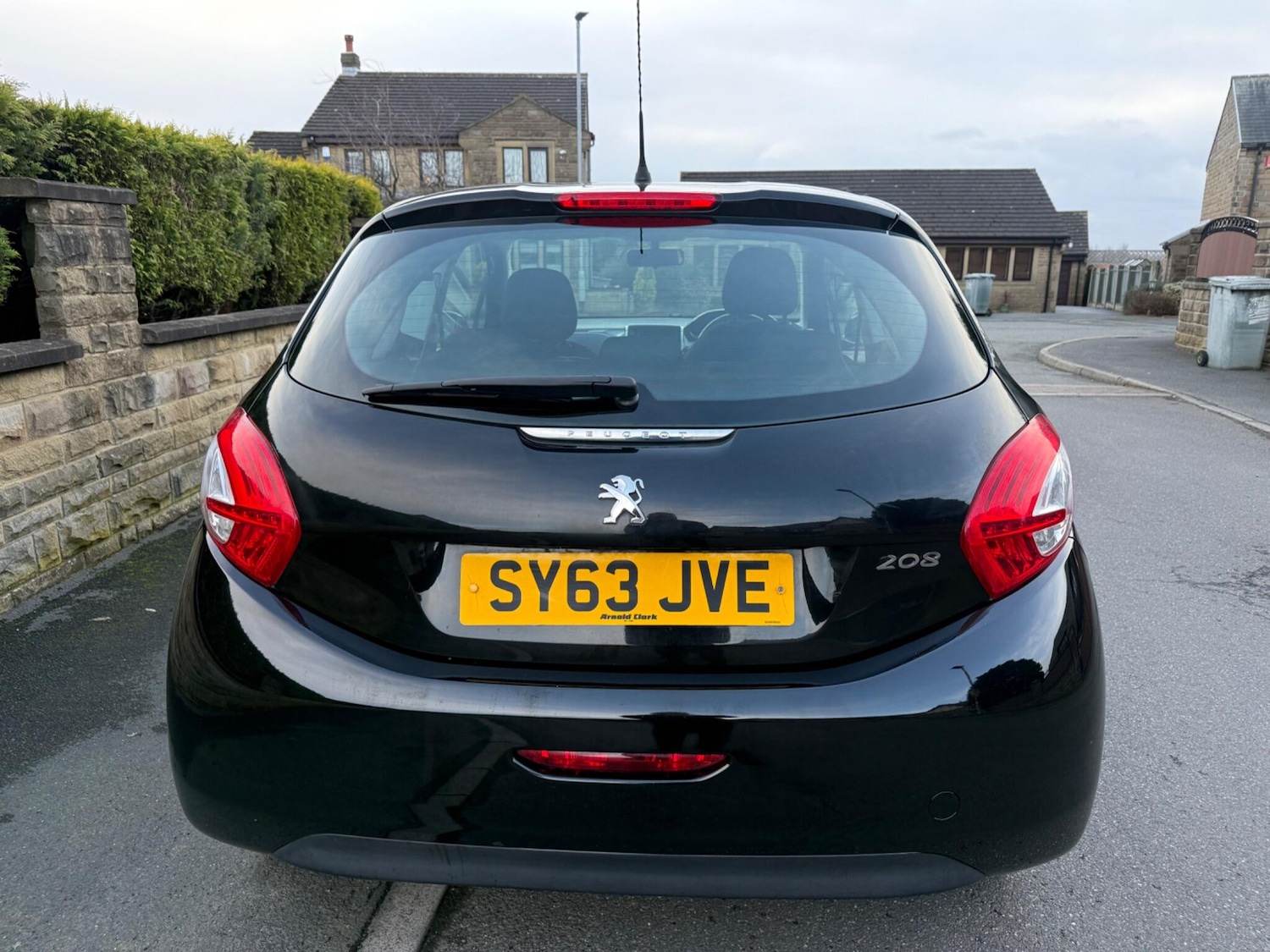 Used Peugeot 208 2013 for sale - 77637864: Photo 16