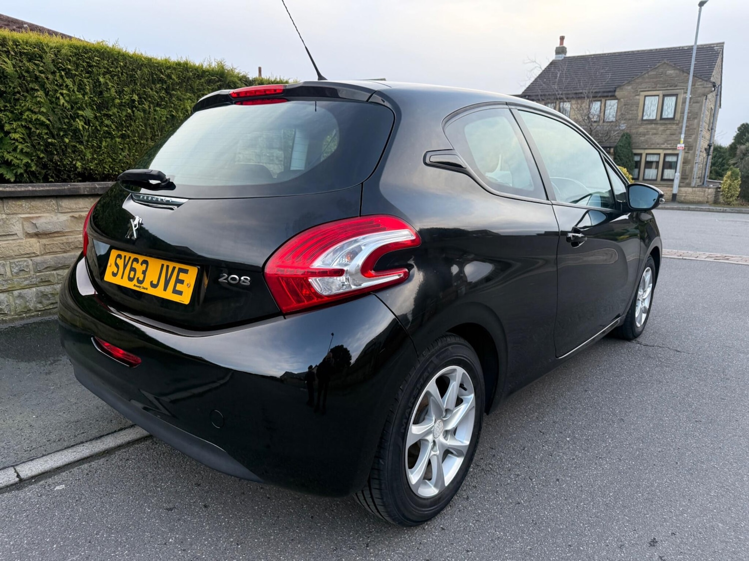 Used Peugeot 208 2013 for sale - 77637864: Photo 20
