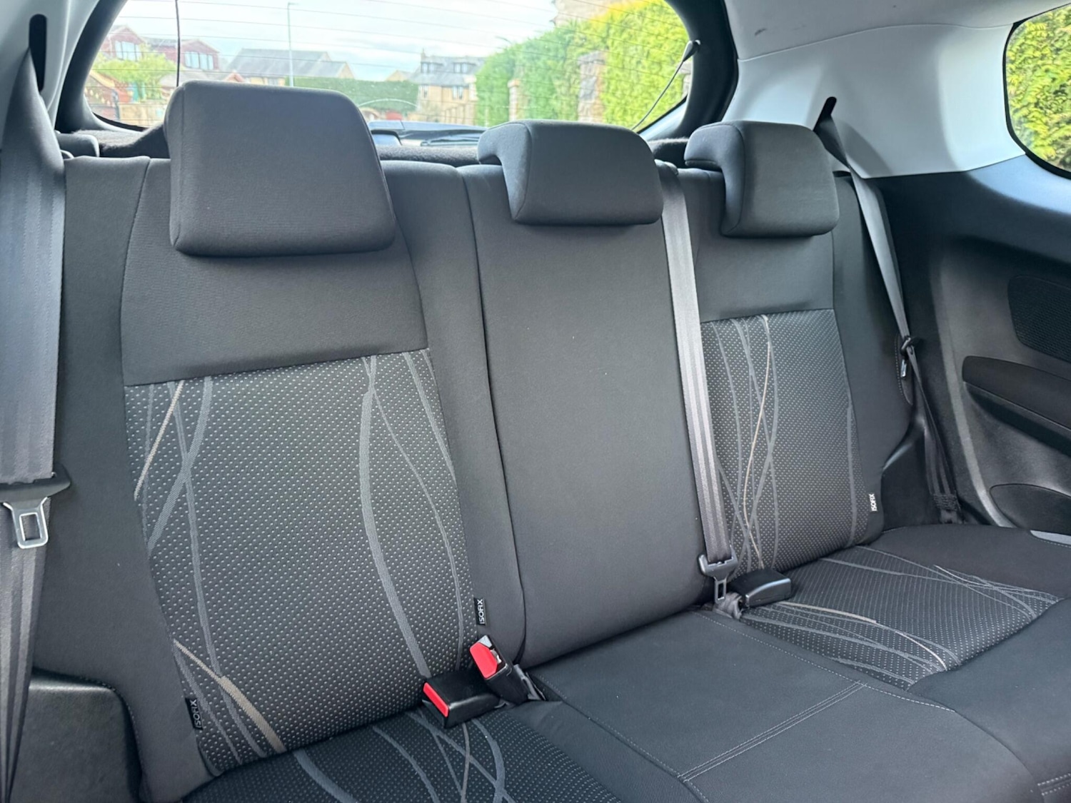 Used Peugeot 208 2013 for sale - 77637864: Photo 28