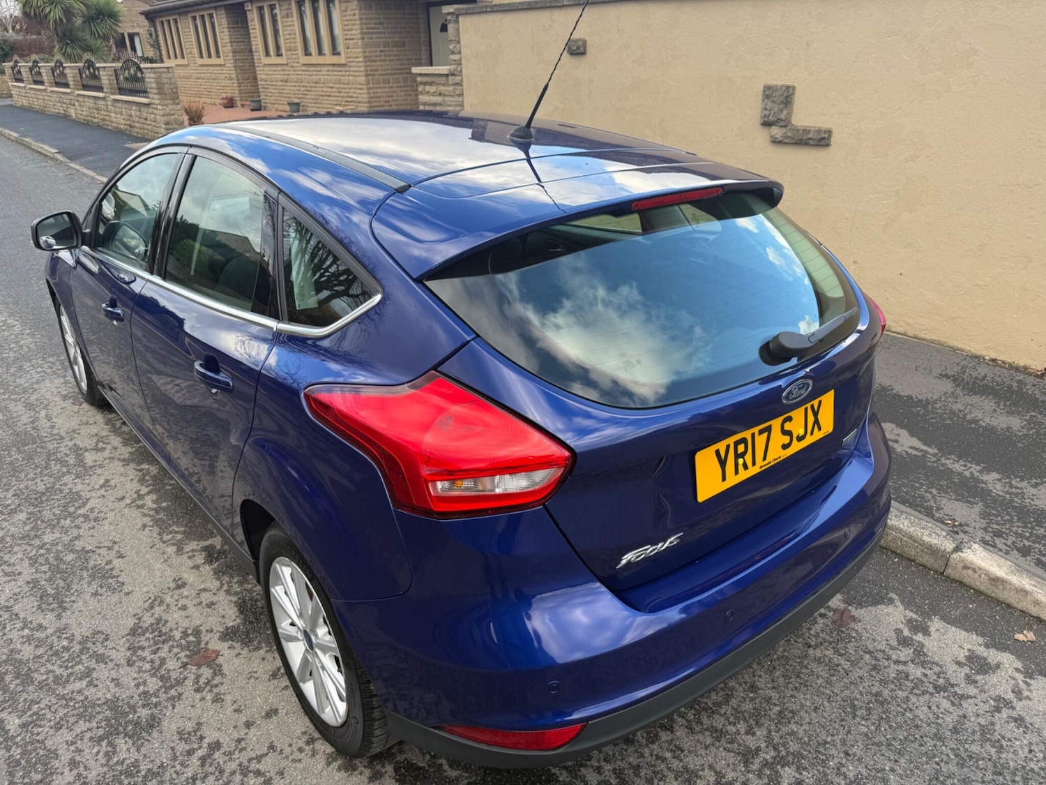 Used Ford Focus 2017 for sale - 76625162: Photo 9