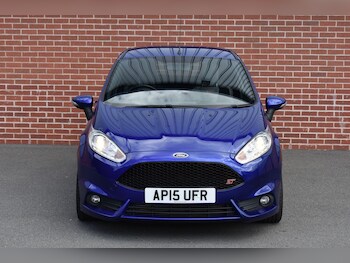 Used Ford Fiesta 2015 for sale - 79621682: Photo