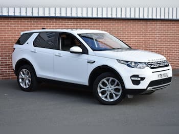 Used Land Rover Discovery Sport 2017 for sale - 79645385: Photo