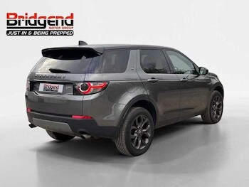 Used Land Rover Discovery Sport 2018 for sale - 75658757: Photo