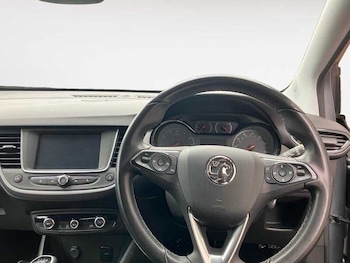 Used Vauxhall Crossland 2019 for sale - 78542347: Photo