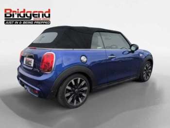 Used MINI Convertible 2018 for sale - 75401429: Photo