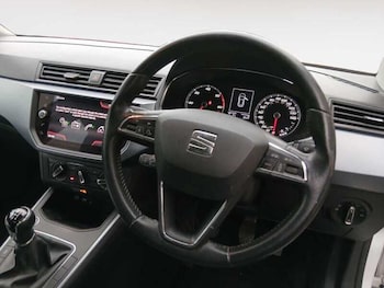 Used SEAT Arona 2019 for sale - 79309409: Photo