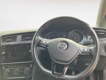 Used Volkswagen Golf undefined for sale - 78165028: Photo