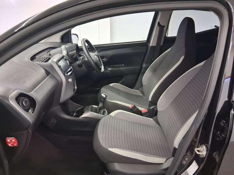 Used Toyota AYGO 2019 for sale - 76424918: Photo 14