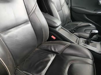 Used Volvo V40 2019 for sale - 79815472: Photo