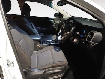 Used Kia Sportage 2018 for sale - 77044909: Photo