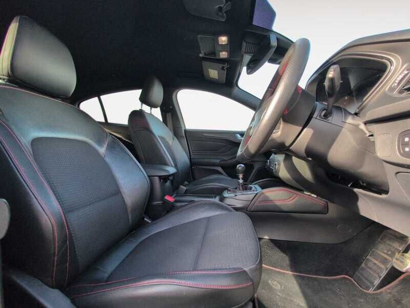 Used Ford Focus 2019 for sale - 77814120: Photo 4