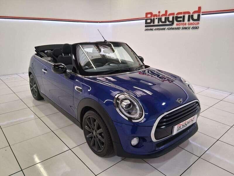 Used MINI Convertible 2018 for sale - 76952887: Photo 2