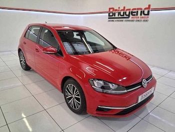 2018 (18) - 2.0 TDI SE Nav Hatchback 5dr
