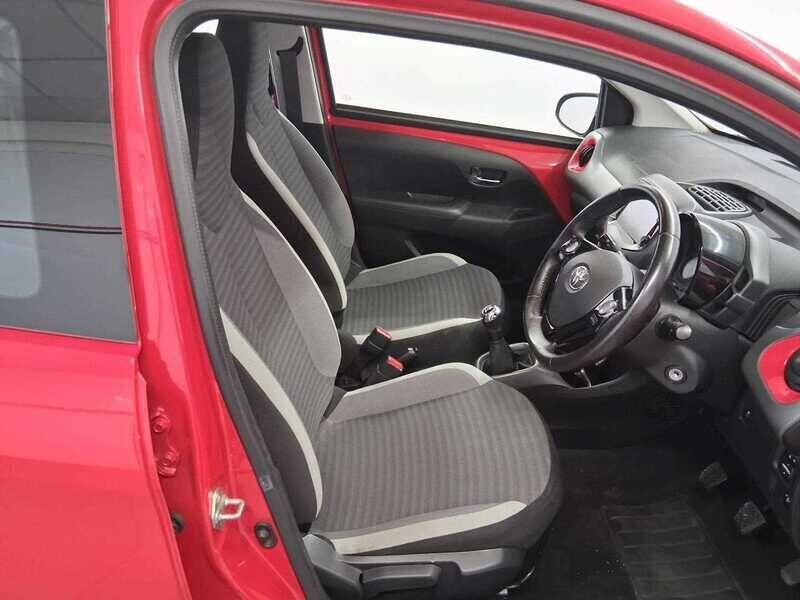 Used Toyota AYGO 2018 for sale - 76137277: Photo 10