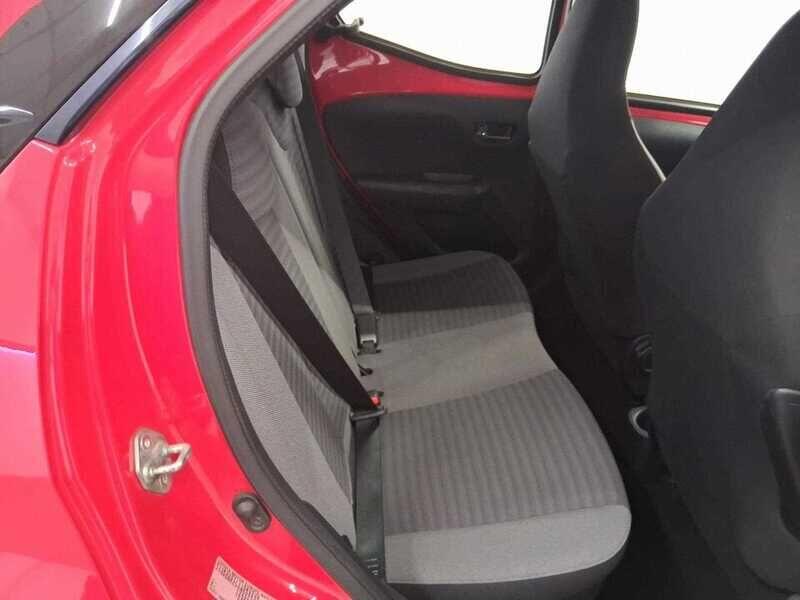Used Toyota AYGO 2018 for sale - 76137277: Photo 11