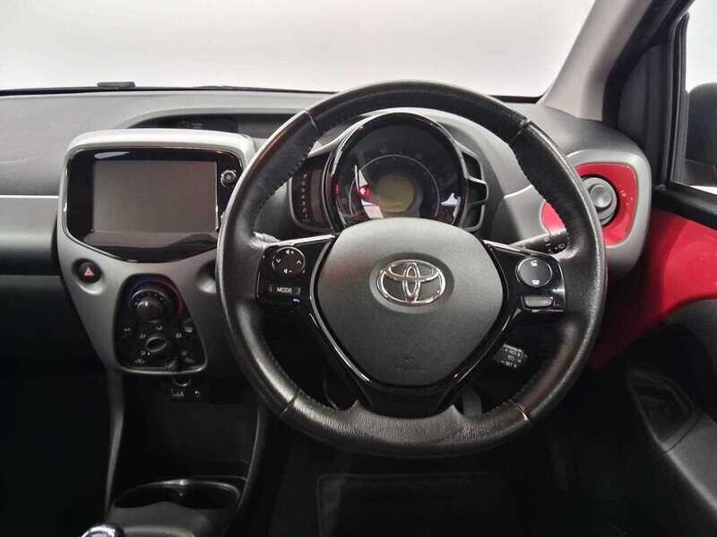 Used Toyota AYGO 2018 for sale - 76137277: Photo 8