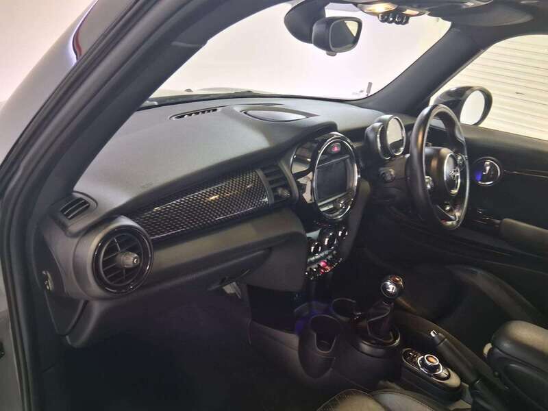 Used MINI Hatch 2018 for sale - 77045333: Photo 13