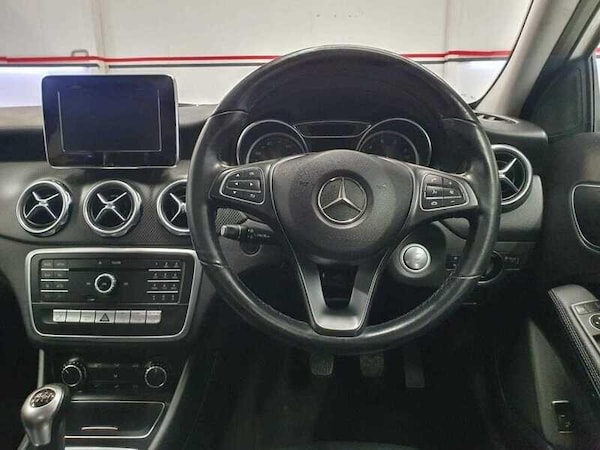 Used Mercedes-Benz GLA 2018 for sale - 76136846: Photo 10